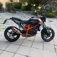 KTM 690 Duke