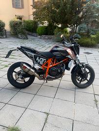 KTM 690 Duke