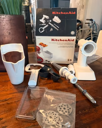 • set Tritatutto Passaverdure KitchenAid NUOVO