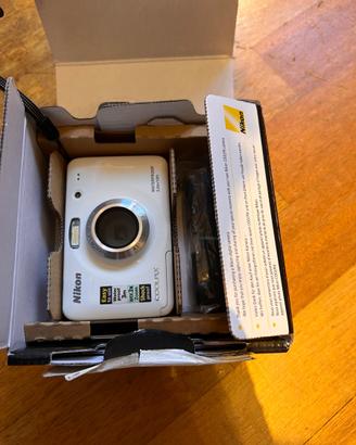 Nikon Coolpix S30 Fotocamera Digitale Compatta, 10