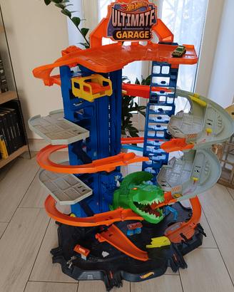 Hot Wheels City Robo T-Rex Ultimate Garage
