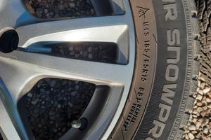 4 cerchi lega MAK con gomme invernali 185/65 R15
