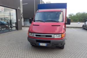 IVECO DAILY TELONATO
