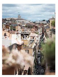 Attico / Mansarda di 106 m² con 3 locali a Roma
