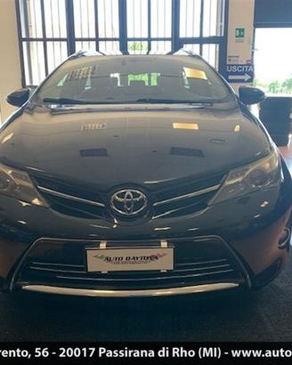 TOYOTA Auris Touring Sports 2.0 D-4D LOUNGE