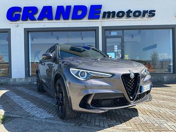 Alfa Romeo Stelvio 2.9 Bi-Turbo V6 510 CV AT8 QUAD