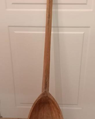 Palot o pala in legno per cereali antico utensile