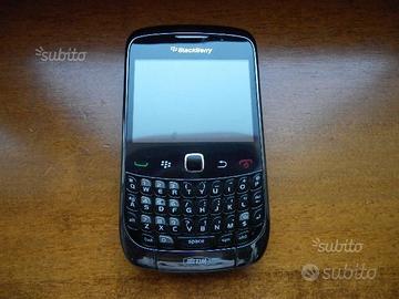 Blackberry 9300