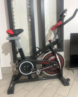 Spinning bike mai usata