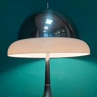 Grande lampada da tavolo design Reggiani