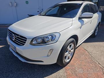 Volvo XC60 D4 175cv