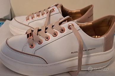 ALEXANDER SMITH LANCASTER WOMAN