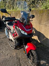 Xadv 750