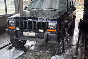 Jeep cherokee xj 2.5 sport