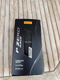 Pirelli pzero race tlr 700x40