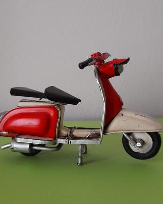Modellino Lambretta 