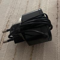 Caricabatterie cellulare NON usb