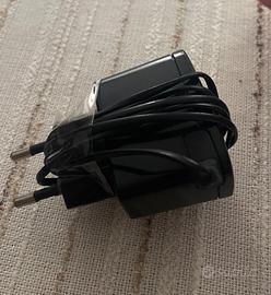 Caricabatterie cellulare NON usb