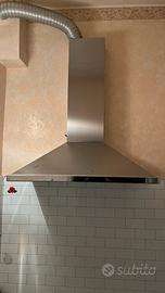 Cappa da cucina in acciaio