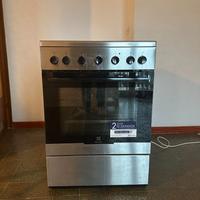 Cucina Electrolux libera installazione vetrocerami