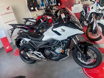 Honda NC 750 X MANUALE 2025