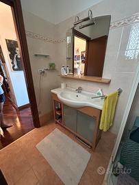 Mobile bagno + specchio e mensole