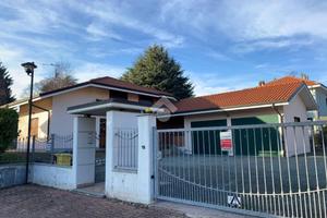 5 LOCALI A SAN MAURIZIO CANAVESE