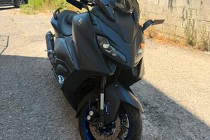Tmax 560