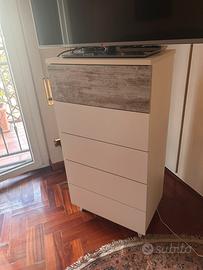 Credenza