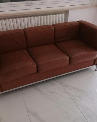 Divano 3 posti di pelle LC2 Le Corbusier