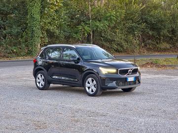 Volvo XC40 T2 automatico Core CV-129 E6 NEO 2024