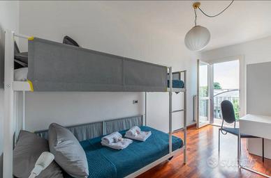 Letto a castello + armadio