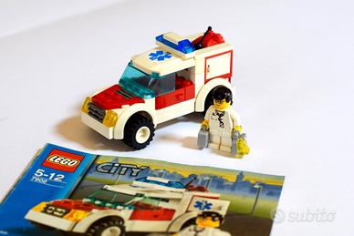 LEGO City Doctor’s car – Set n° 7902 (ANNO 2006)