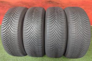 215 65 17 Gomme Invernal 60-95% Michelin 215 65R17