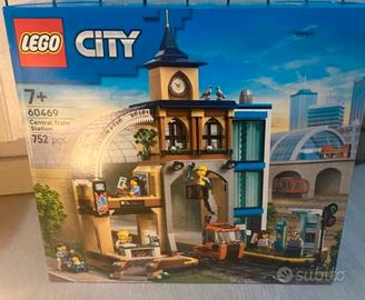 Lego Stazione centrale treni 60469