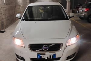 VOLVO V50 1.6 DIESEL   300.000 km