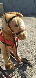 Cavallo a dondolo
