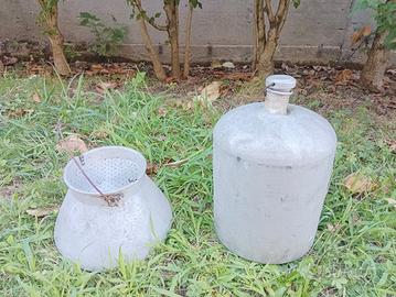 Antico bollitore e fiasca vintage 