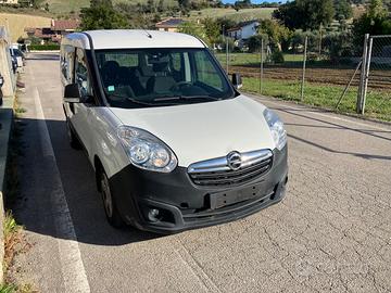 Opel combo 5 posti N1