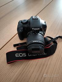 Canon EOS 1100D + obiettivo 18-55mm
