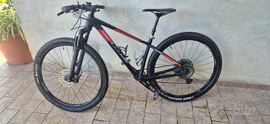 Bici MTB in carbonio