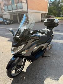 Kymco  xciting 500 con solo 19.600 km