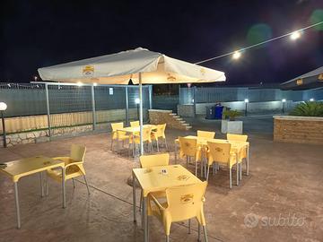 Tavolini + Sedie + Ombrelloni