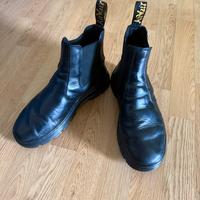 DR MARTENS EMBURY LEATHER BOOT