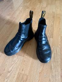 DR MARTENS EMBURY LEATHER BOOT