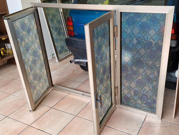 Finestre in alluminio 