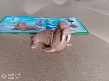 Tricheco sorpresina Kinder serie Natoons TR007