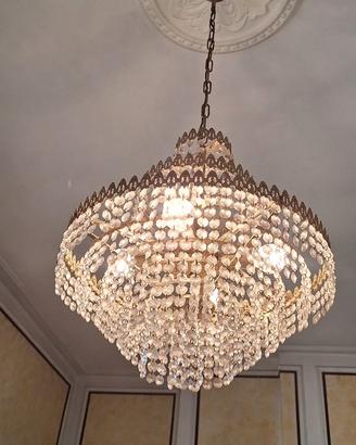 Lampadario con pendenti in cristallo