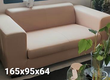 Divano AL MIGLIOR OFFERENTE