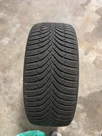4 pneumatici Hankook invernali 225/45 R17